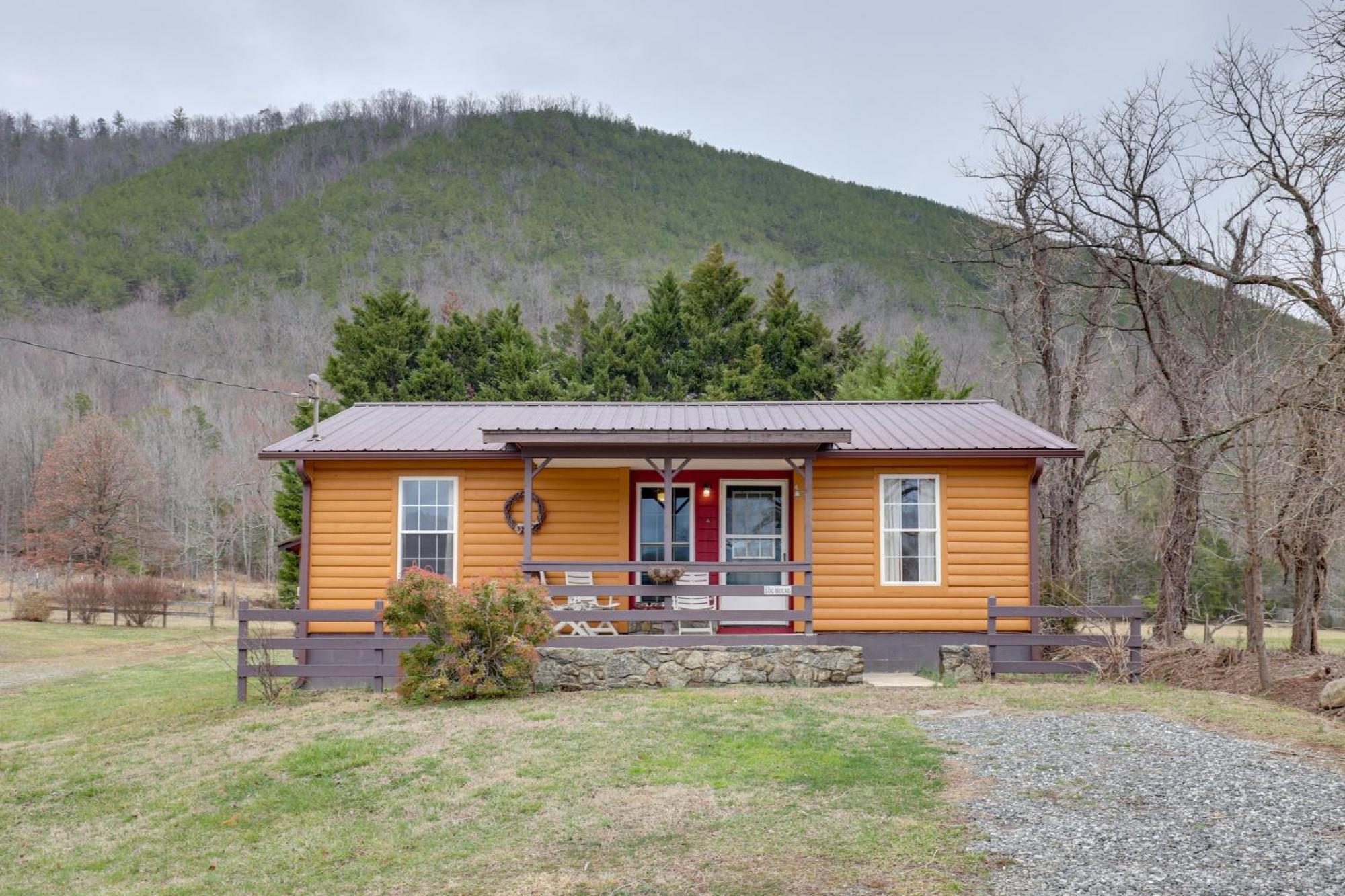 Riverfront Hot Springs Cabin With Private Hot Tub! Dış mekan fotoğraf