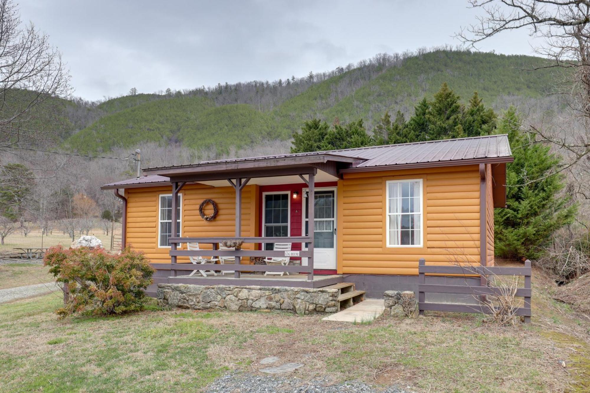 Riverfront Hot Springs Cabin With Private Hot Tub! Dış mekan fotoğraf